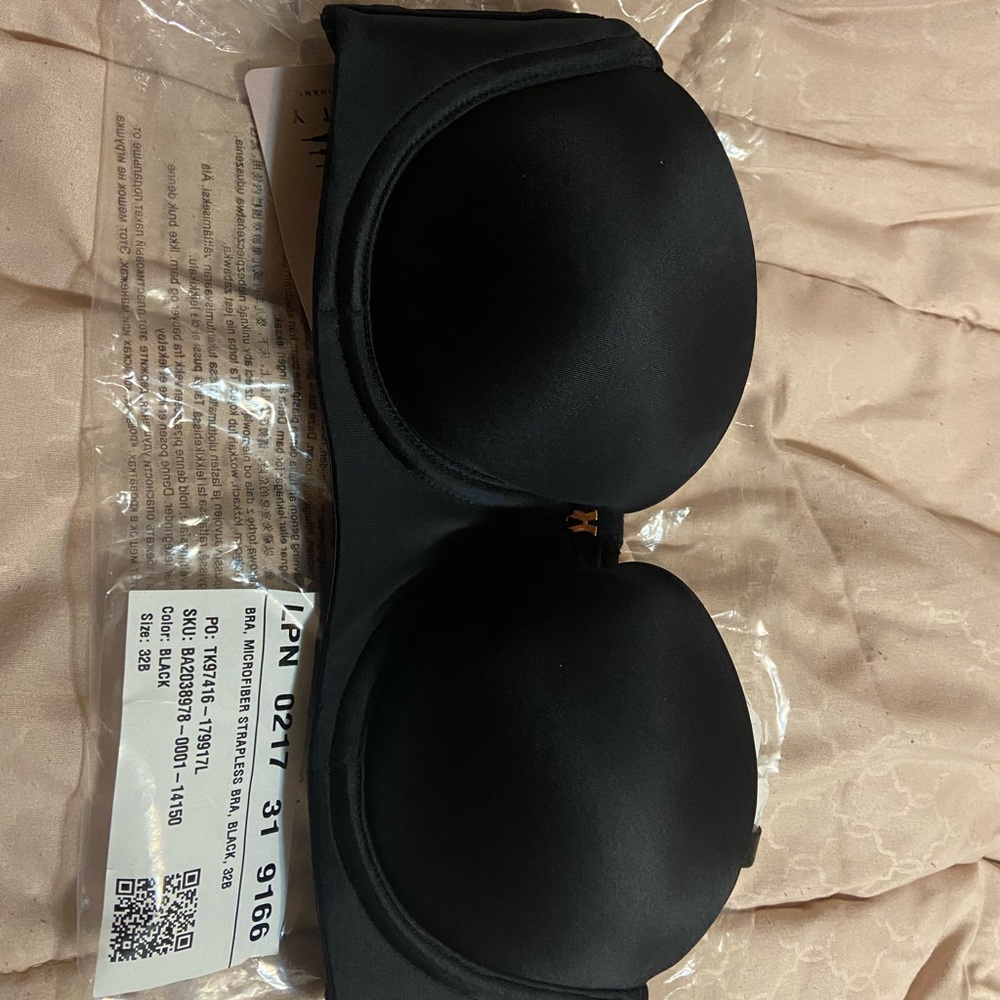 Savage x Fenty 32B strapless bra